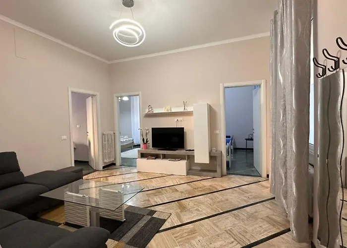 Edens House Con Parcheggio Privato Apartment
